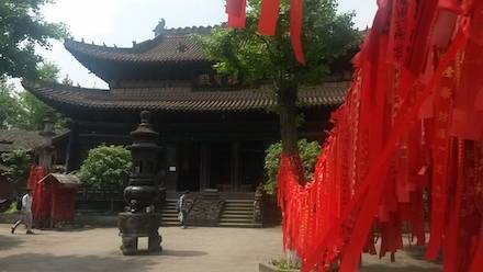 bao lun temple